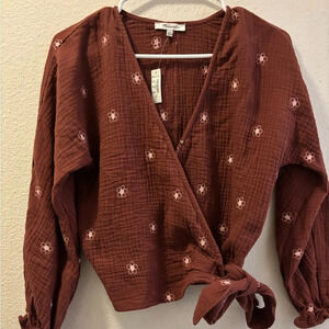 Madewell wrap around top, pink flower design NEW